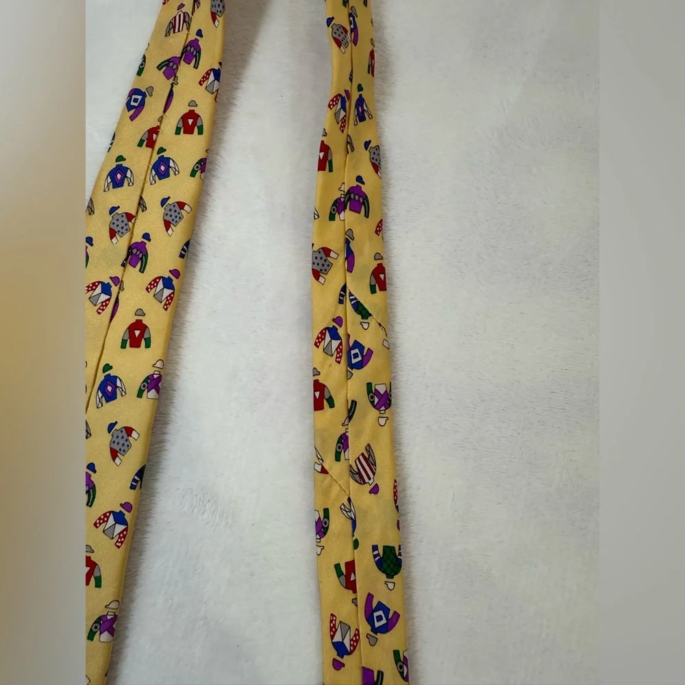 VINTAGE Alynn Neckwear Tie Necktie Yellow Racing Colors Jockey 1994 90s USA Mens